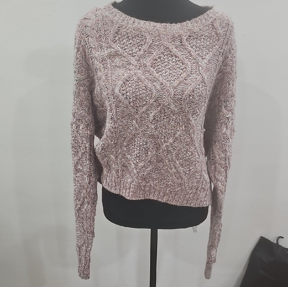 La Hearts Cable Knit Crewneck Sweater in Dusty Mauve